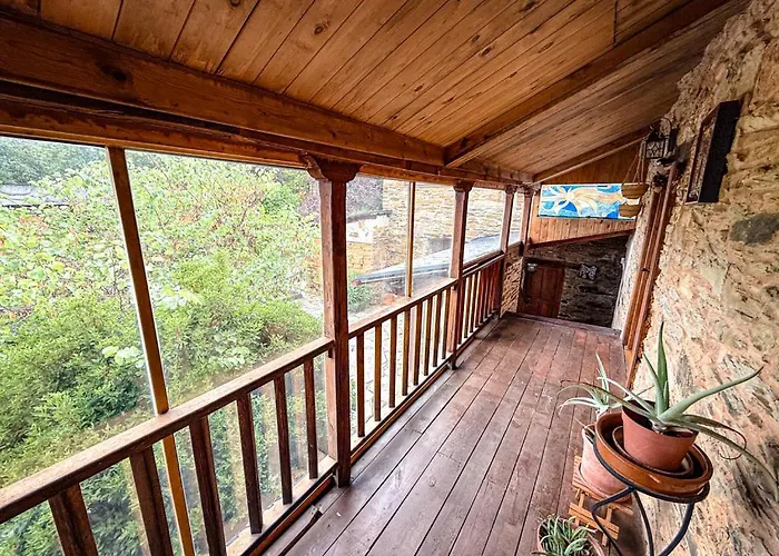 La Casa Del Monte Осеро